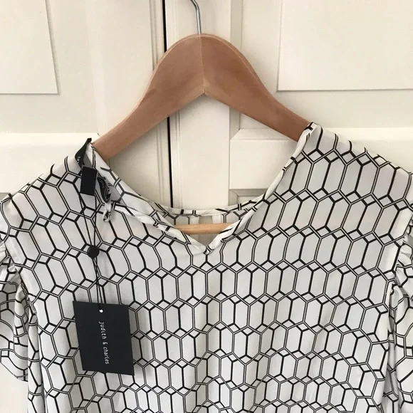Judith and Charles Ana Silk Blouse -off white/black, brand new! size 00 - Picture 4 of 7